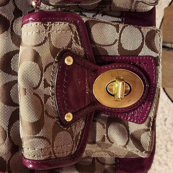 COPY - GUC Coach Legacy Purple Leather Monogram Canvas Shoulder Bag - Picture 4 of 14